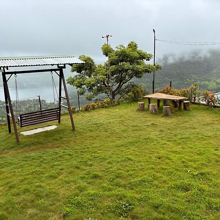 Paramount 3 Ac Bedrooms Hall Garden With Lake View Panchgani Buitenkant foto