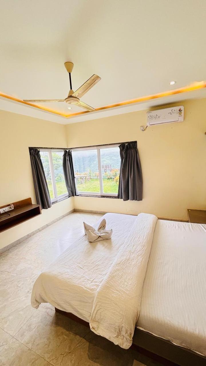 Paramount 3 Ac Bedrooms Hall Garden With Lake View Panchgani Buitenkant foto