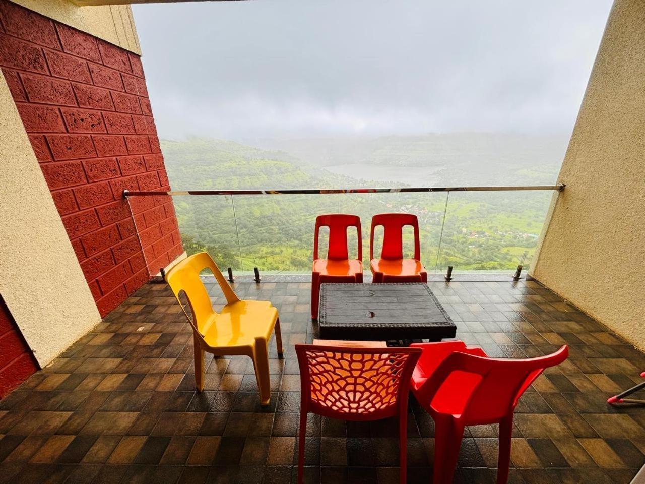 Paramount 3 Ac Bedrooms Hall Garden With Lake View Panchgani Buitenkant foto